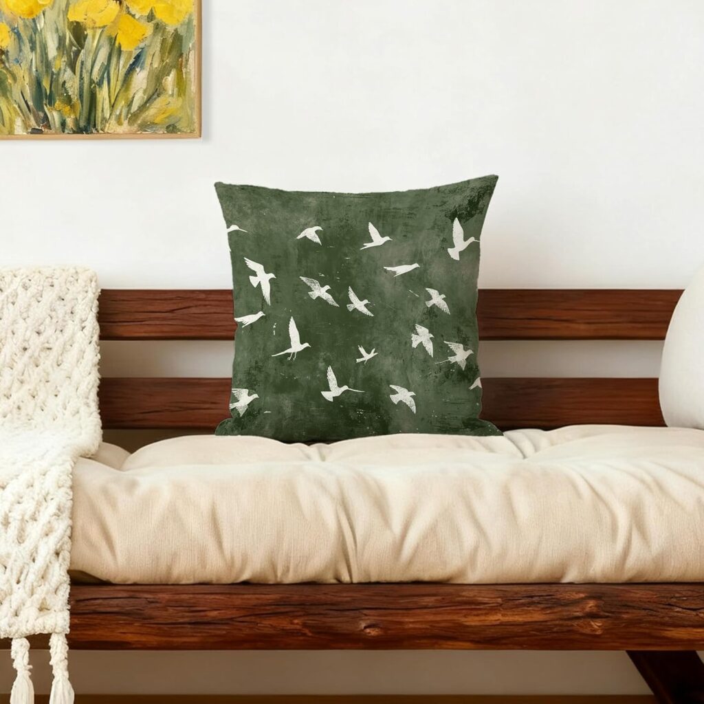 Vintage Japanese Green White Crane Bird Pillow Covers 18x18, Japandi Home Decor, Traditional Oriental Asian Minimalist Birds Pillow Cover Pillowcase for Home Bedroom Bed Couch Living Room